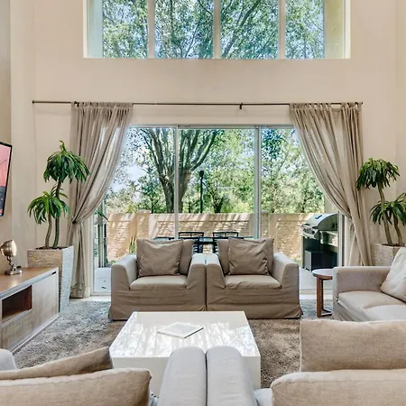 3 Bedroom- 3,5 Bathroom Magic Village 7669 Rd
